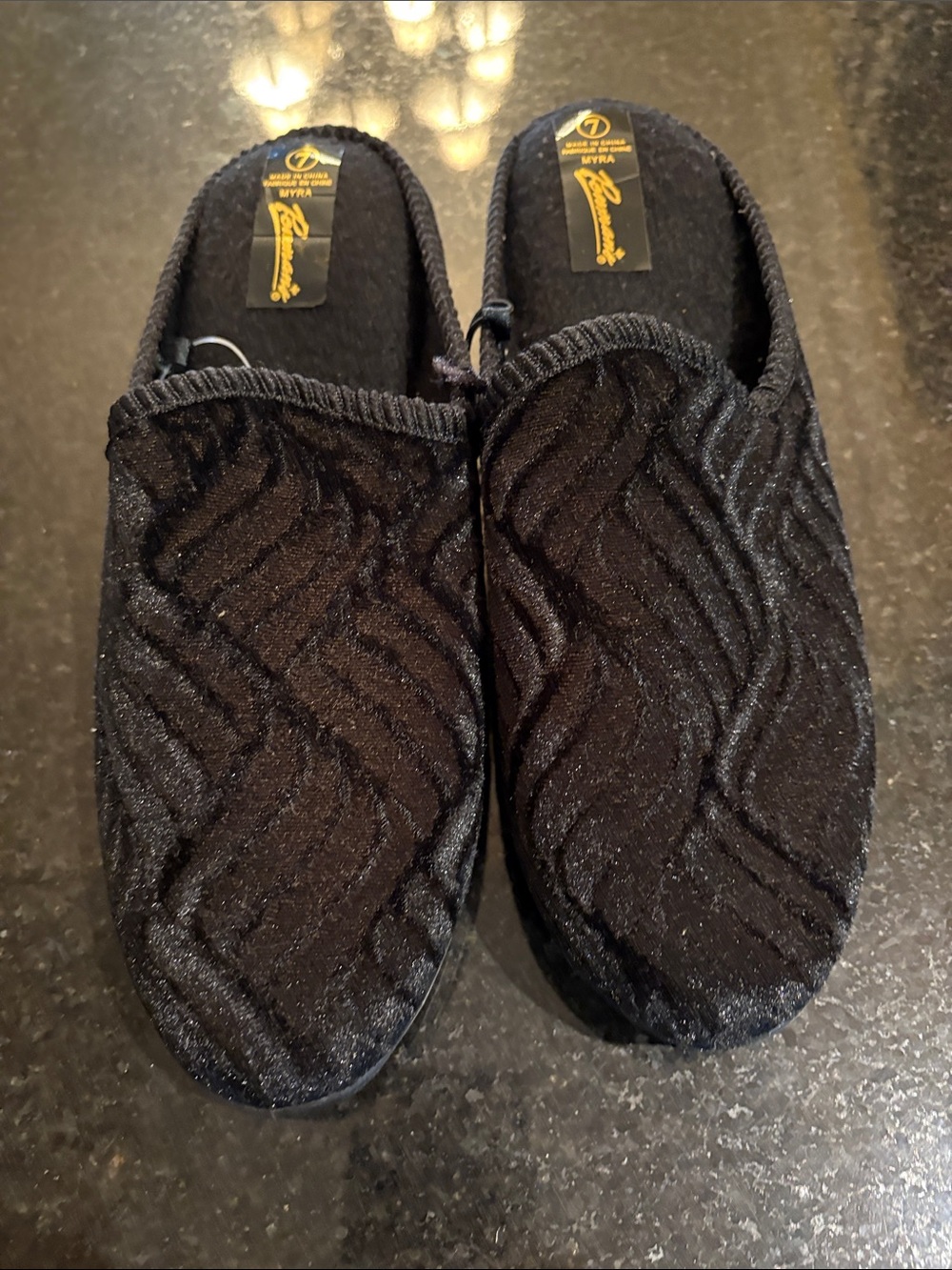 Ladies slippers